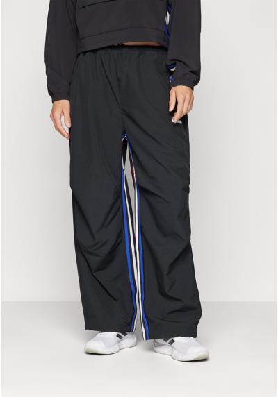 Брюки EXPRESS ANTI-MICROBIAL BREAKING TRACKPANT