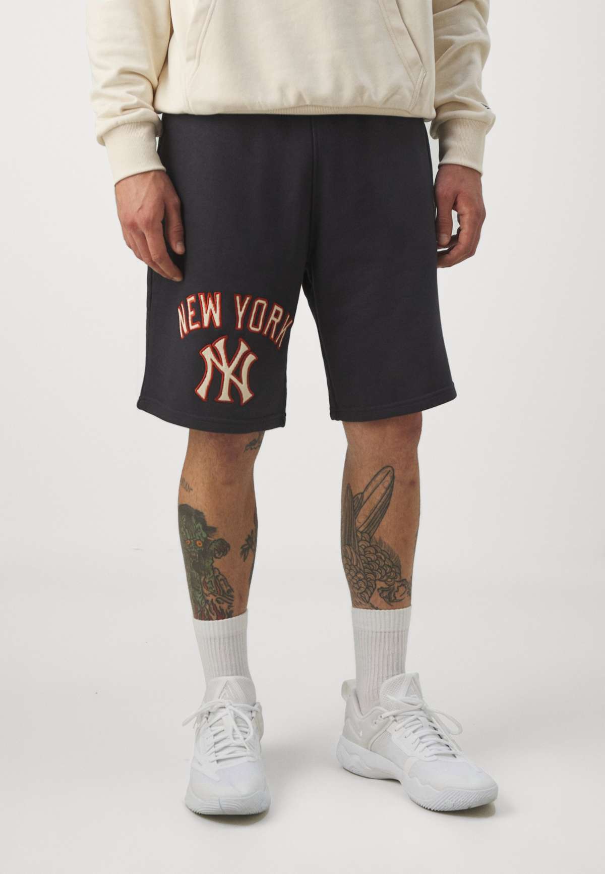 MLB NEW YORK YANKEES APPLIQUE STACK SHORT - Vereinsmannschaften