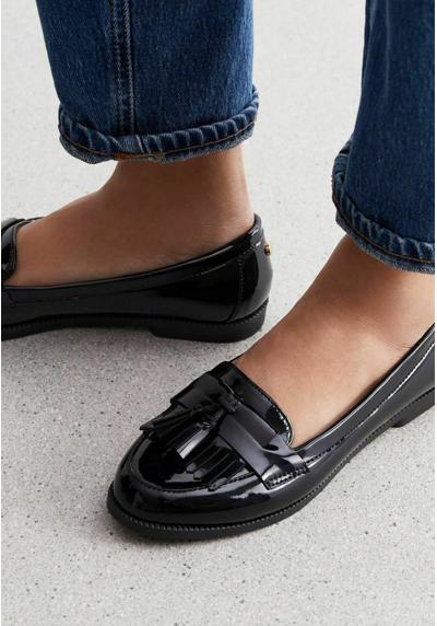 Ботинки TASSEL TRIM COMFORT LOAFERS