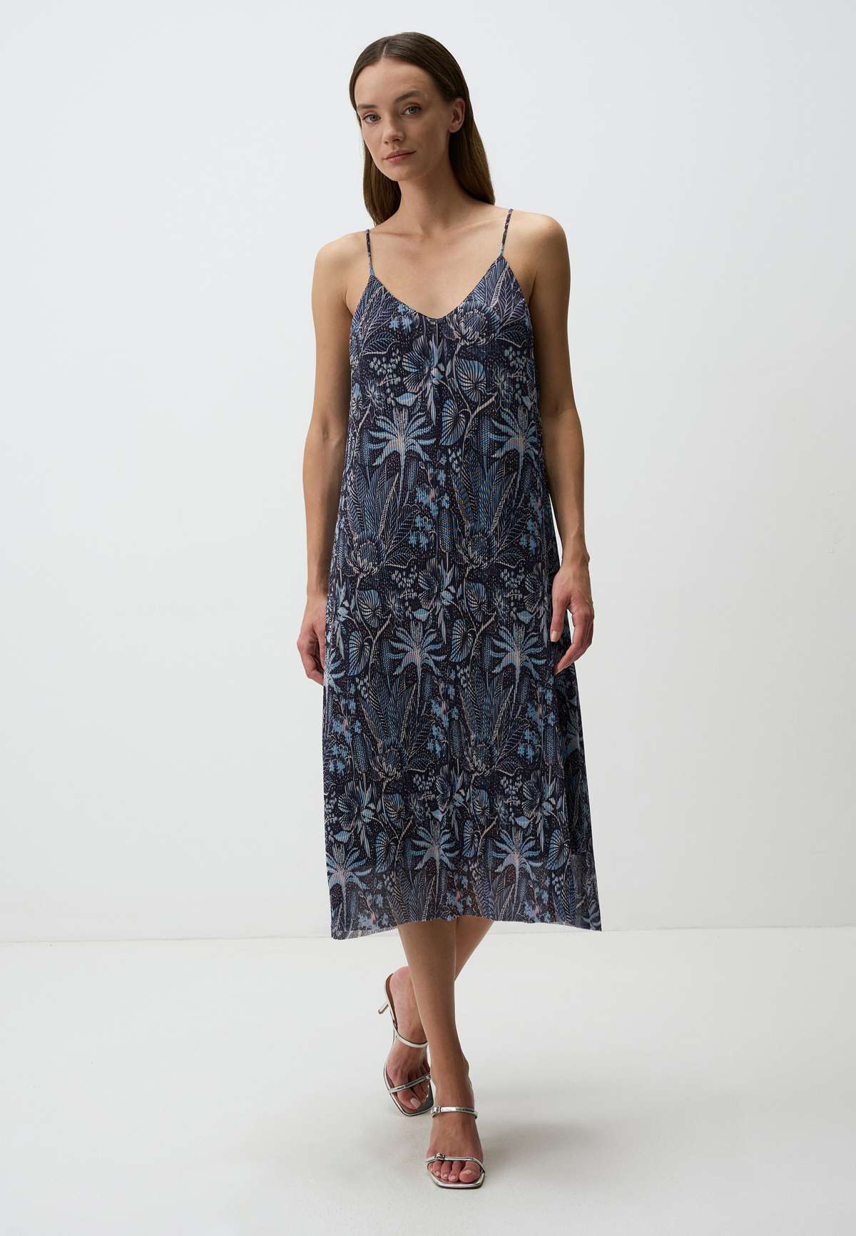 Платье PATTERNED MIDI WITH V-NECK STRAPS