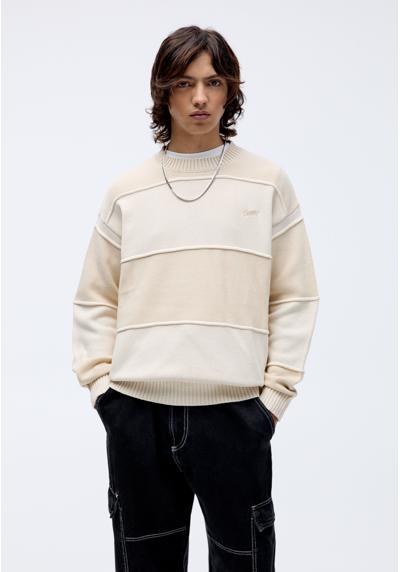 Пуловер CREW NECK WITH PIPING