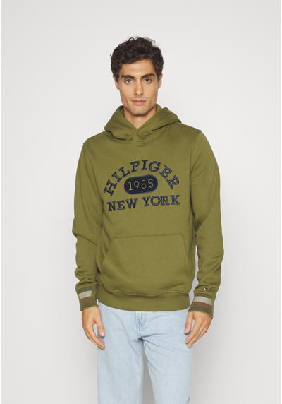 Кофта MONOTYPE COLLEGIATE HOODIE