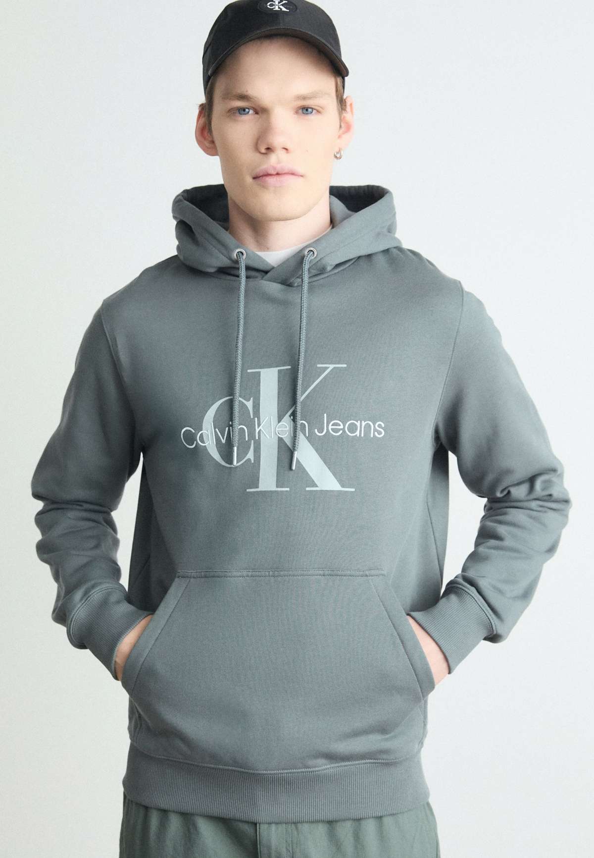 Кофта SEASONAL MONOLOGO REGULAR HOODIE