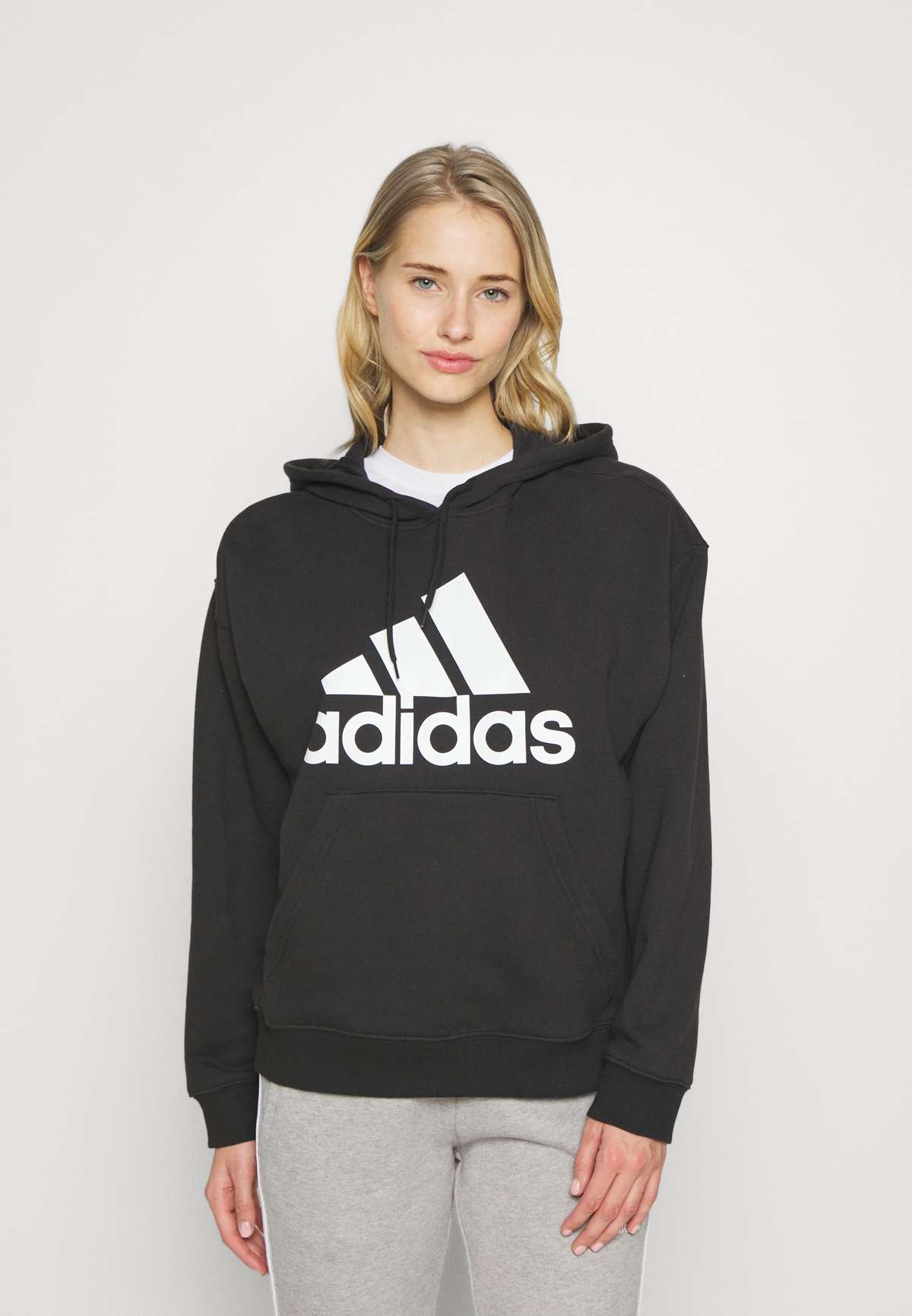 Пуловер ESSENTIALS BIG LOGO OVERSIZED HOODIE