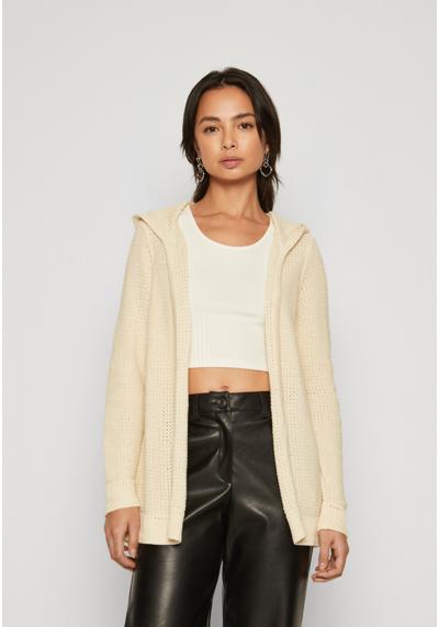 Трикотажный жакет VMSKYLAR HOOD CARDIGAN