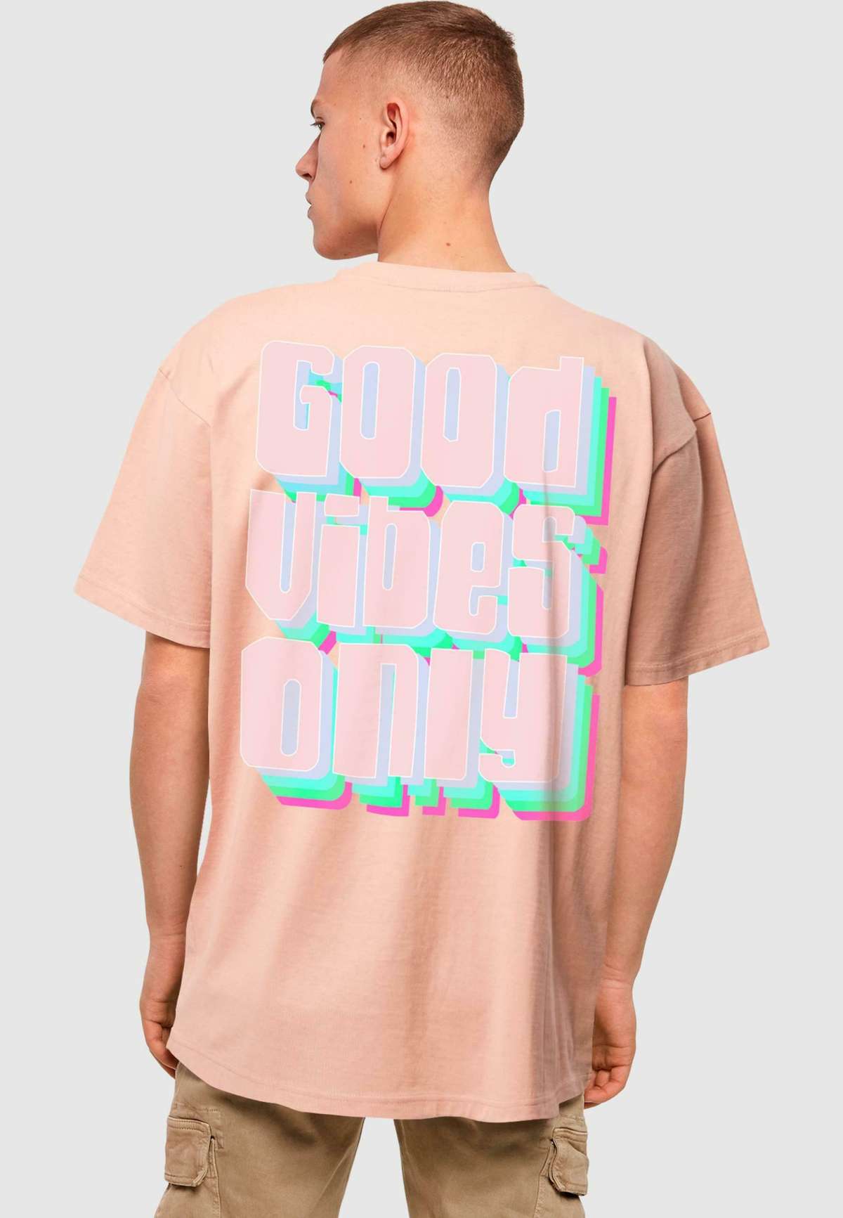 Футболка VIBES TEE