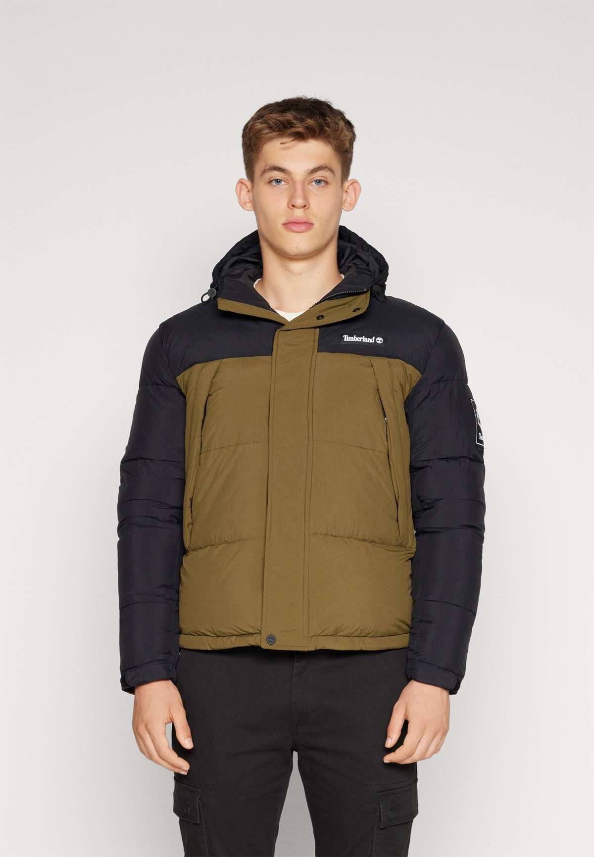 Зимняя куртка OUTDOOR ARCHIVE PUFFER JACKET