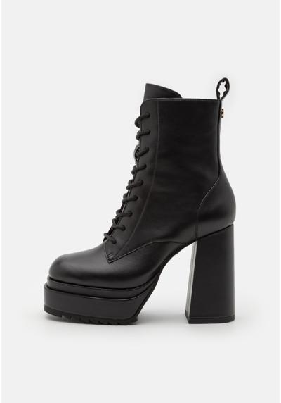 Полусапожки MAY LACE UP BOOT