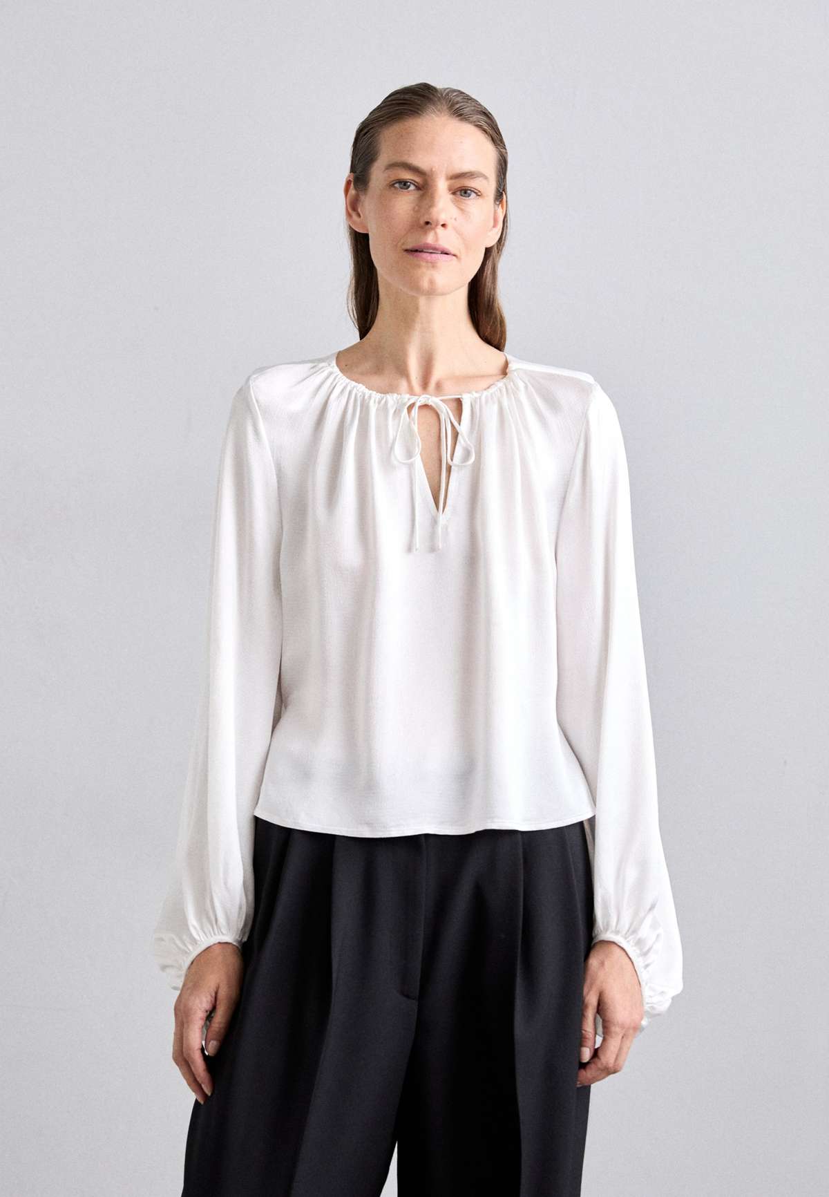 Блузка LUCILLE BLOUSE