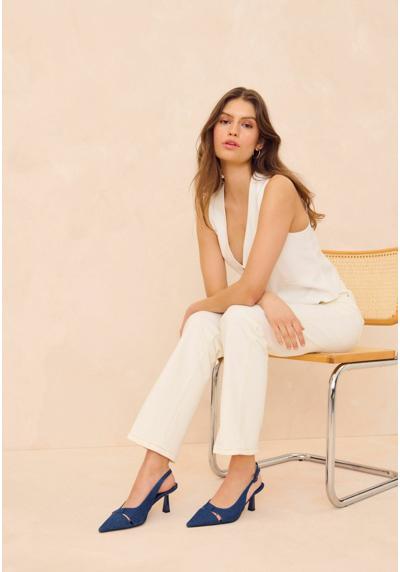 Туфли FOREVER COMFORT CUT OUT SLINGBACK
