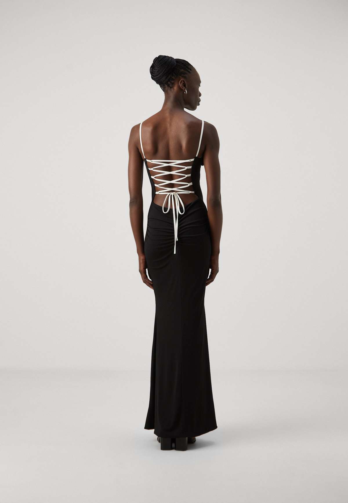 Трикотажное платье MARY ROSE TIE BACK MAXI