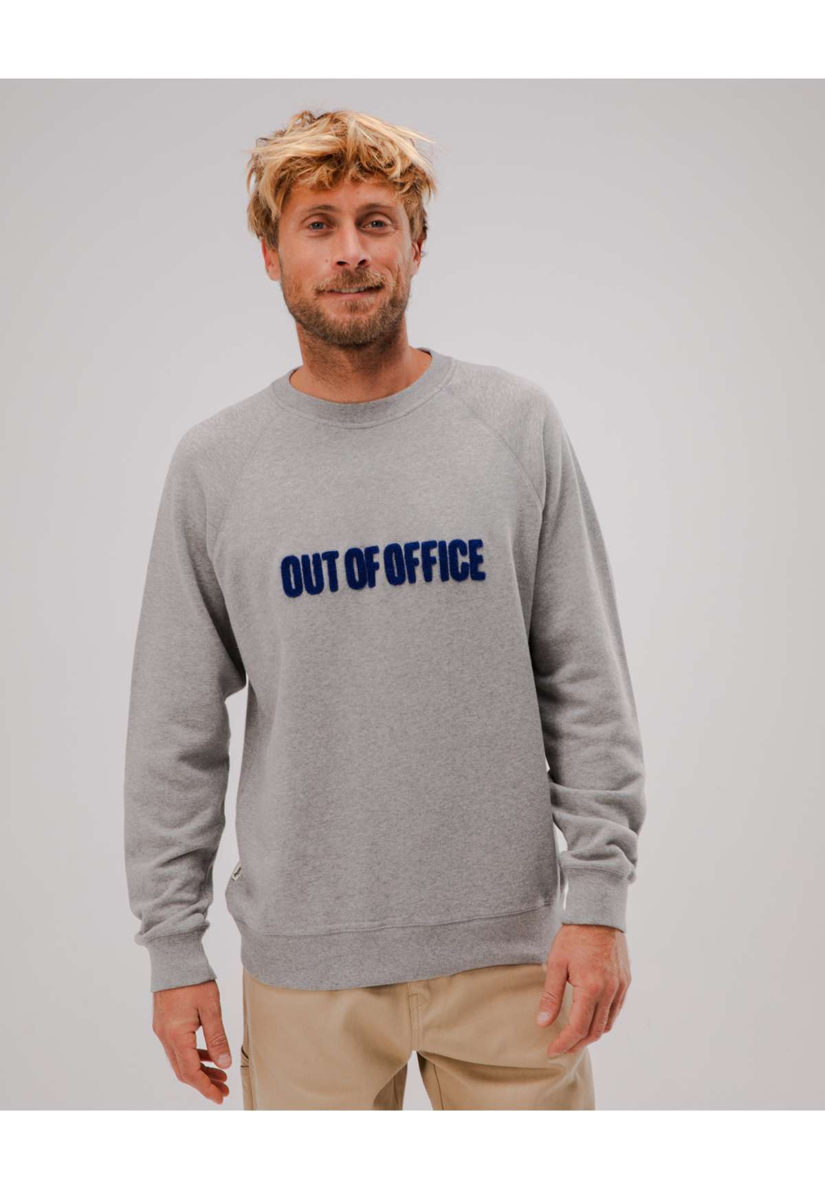 Кофта OUT OF OFFICE