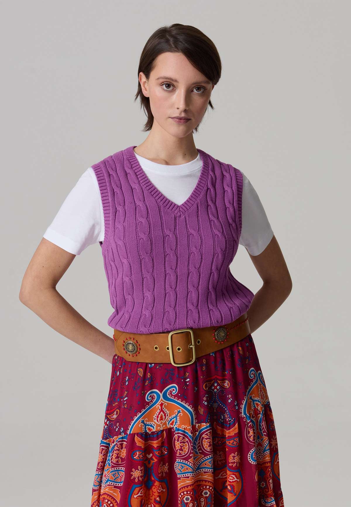 Жилет CLOSED GILET WITH CABLE DESIGN