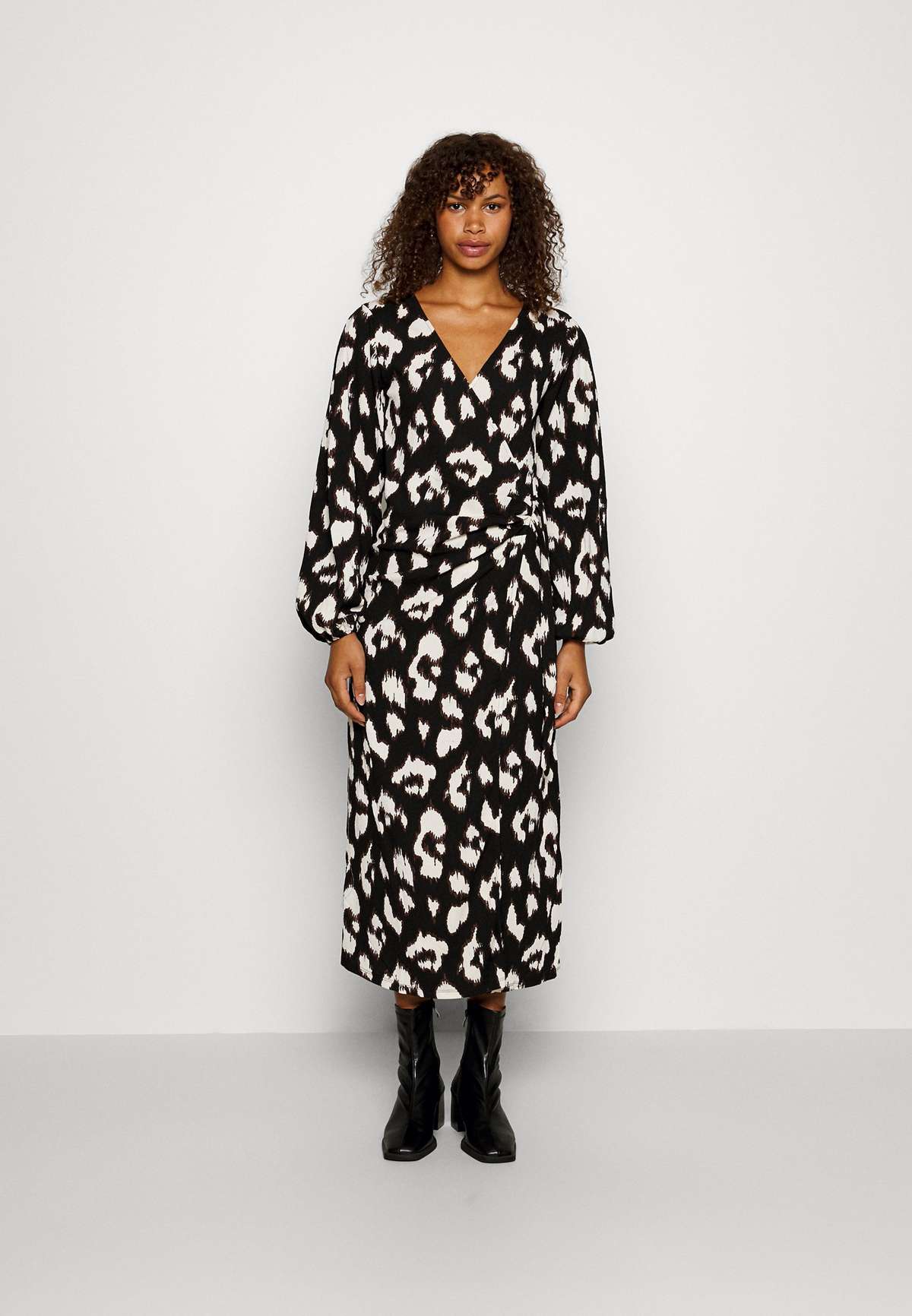 Платье VIPEFFI PERRY WRAP MIDI DRESS