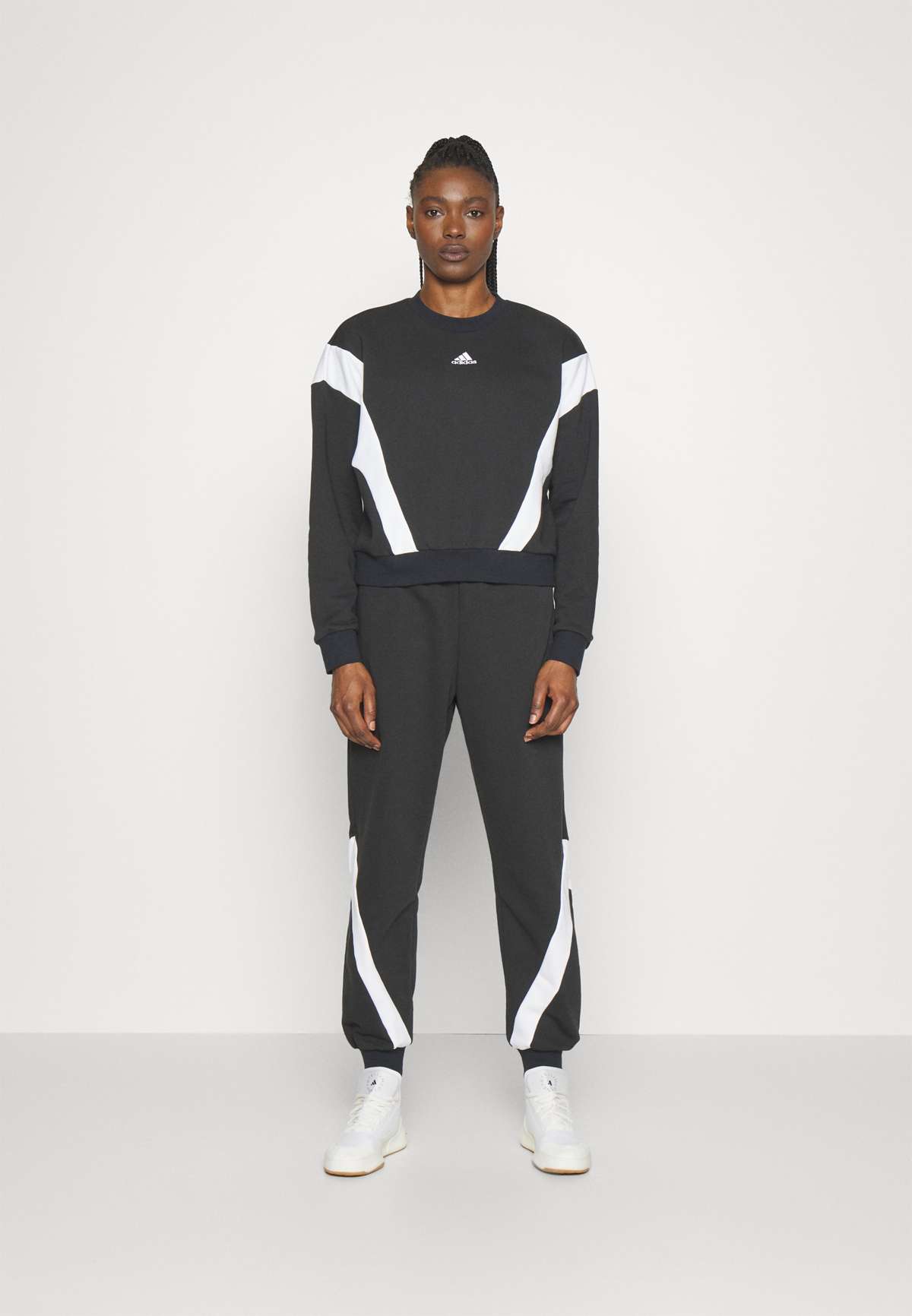 Спортивный костюм LAZIDAY TRACK SUIT