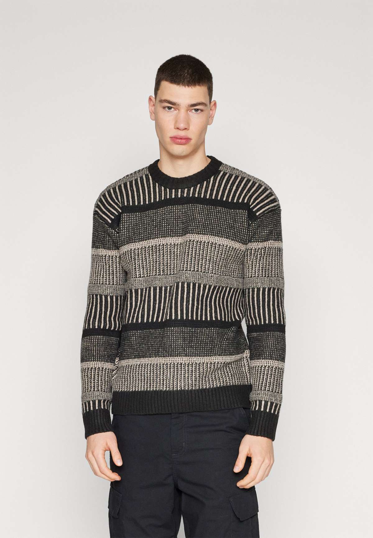 Пуловер COZY TEXTURAL CREW SWEATER
