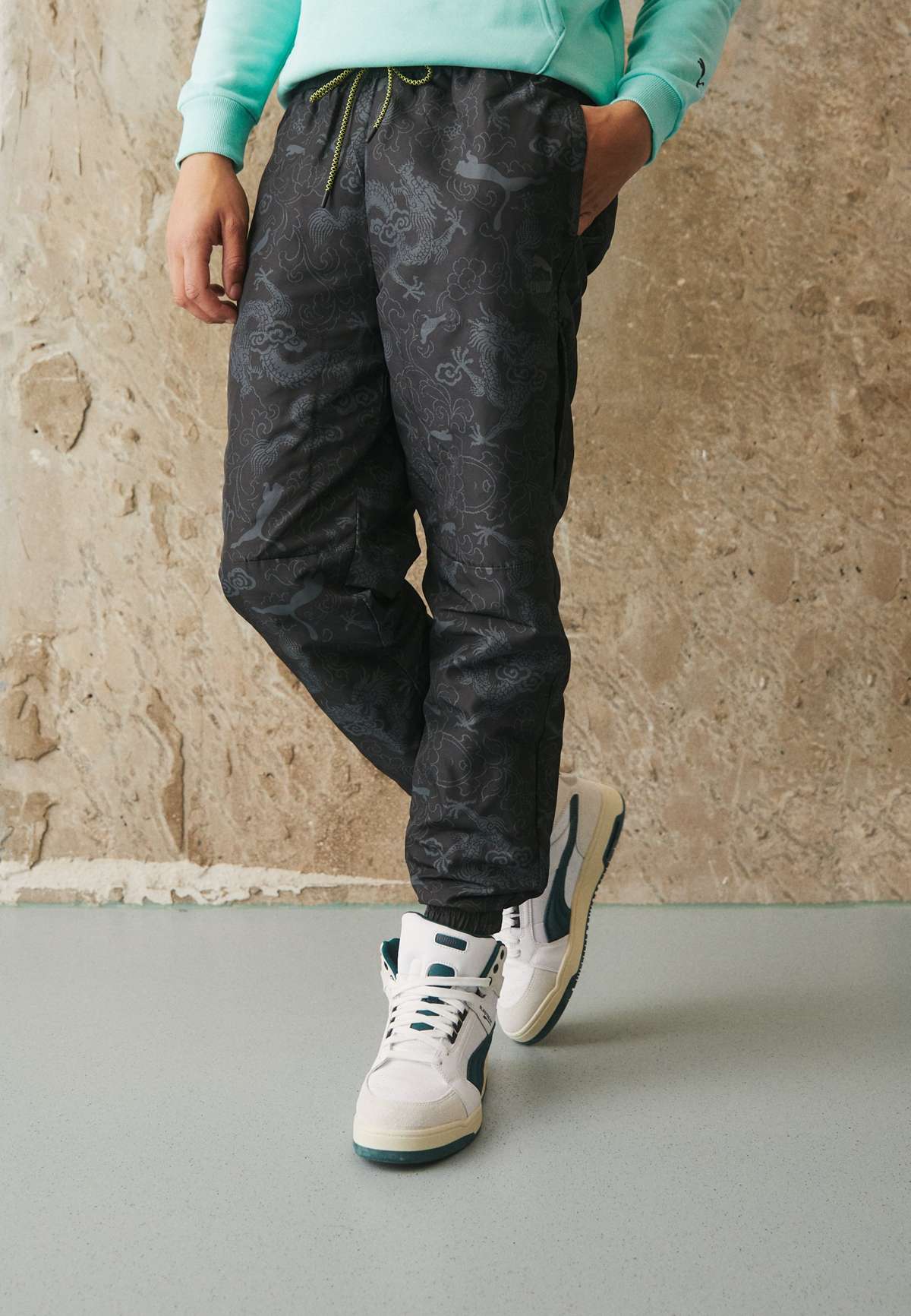 Брюки STAPLE PANTS