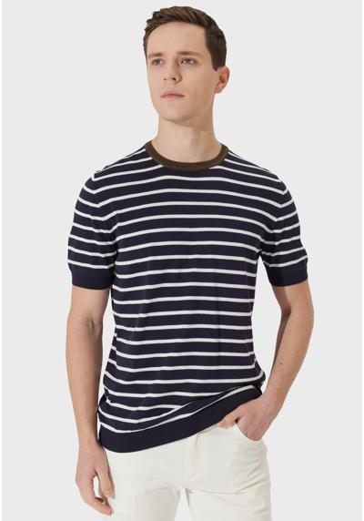 Футболка STANDARD FIT SHORT SLEEVED O COLLAR