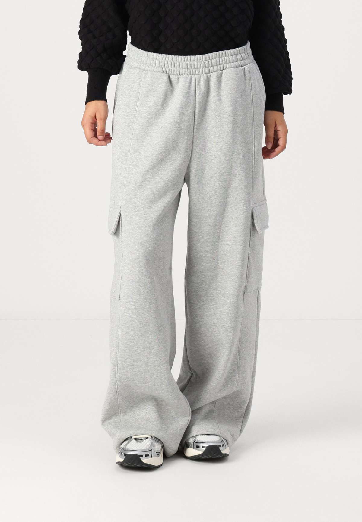 Брюки FRONT SEAM WIDE LEG PANT