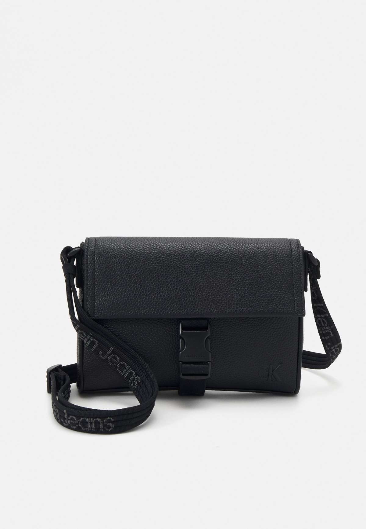 Сумка ULTRALIGHT SLIM FLAP BAG UNISEX