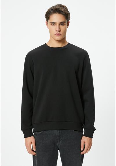 Кофта CREW NECK