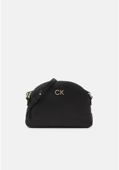 Сумка RE LOCK SEASONAL CROSSBODY