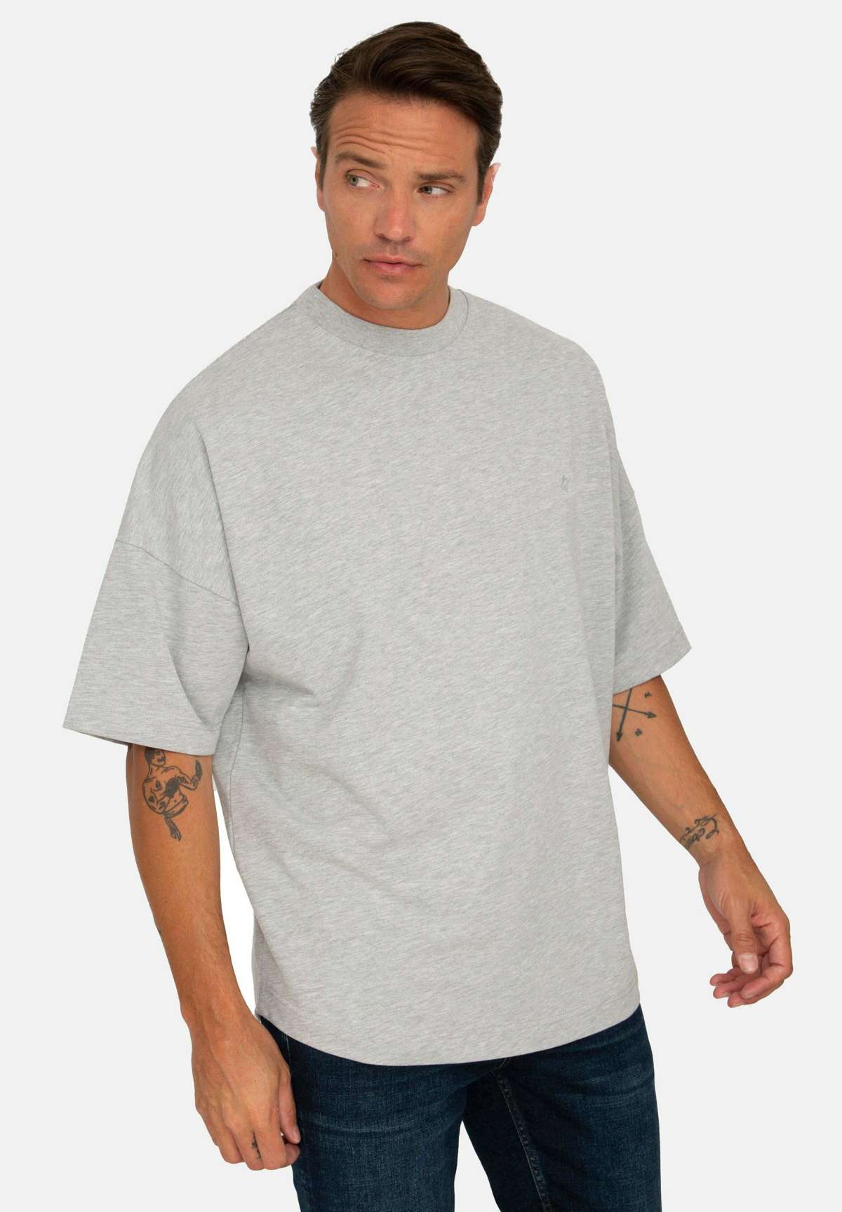 Футболка OVERSIZE T-SHIRT