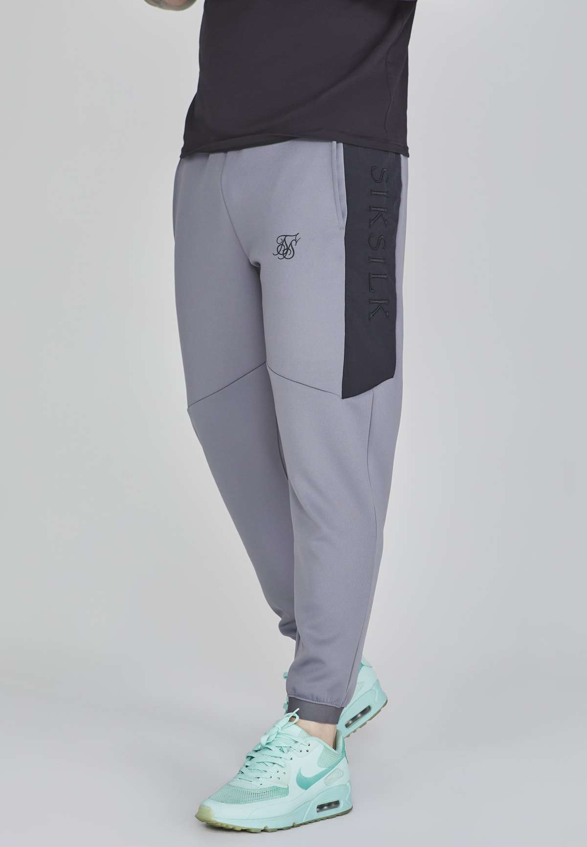Брюки MUSCLE FIT JOGGERS