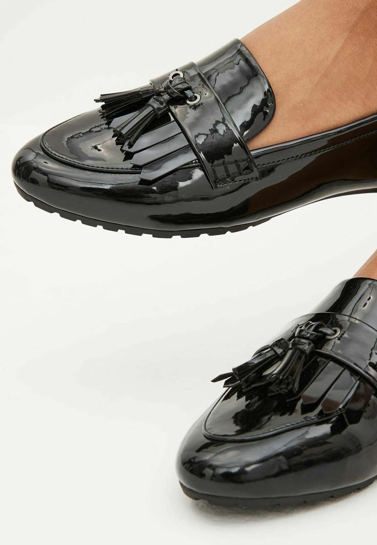 Ботинки FOREVER COMFORTA® CLEATED TASSEL LOAFERS