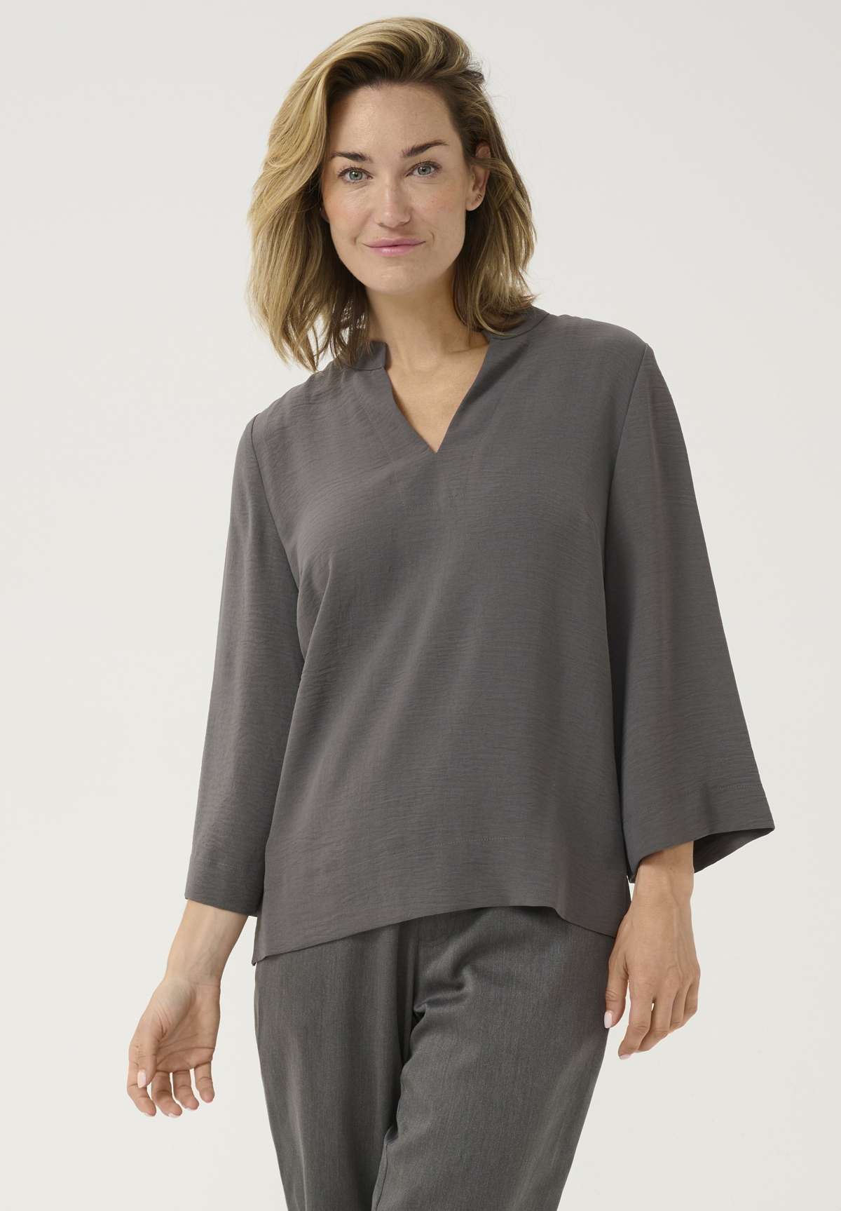 Блузка MALLY NOTCH NECK 3/4 SLEEVES