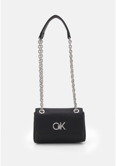 Сумка RELOCK SHOULDER BAG