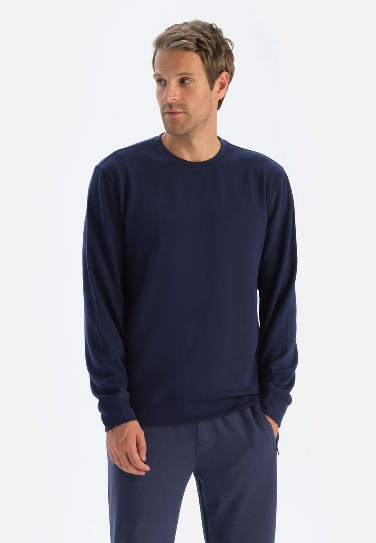 Кофта LONG SLEEVE CREW NECK