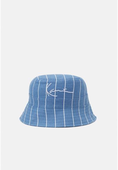 Шляпа SIGNATURE BUCKET HAT UNISEX