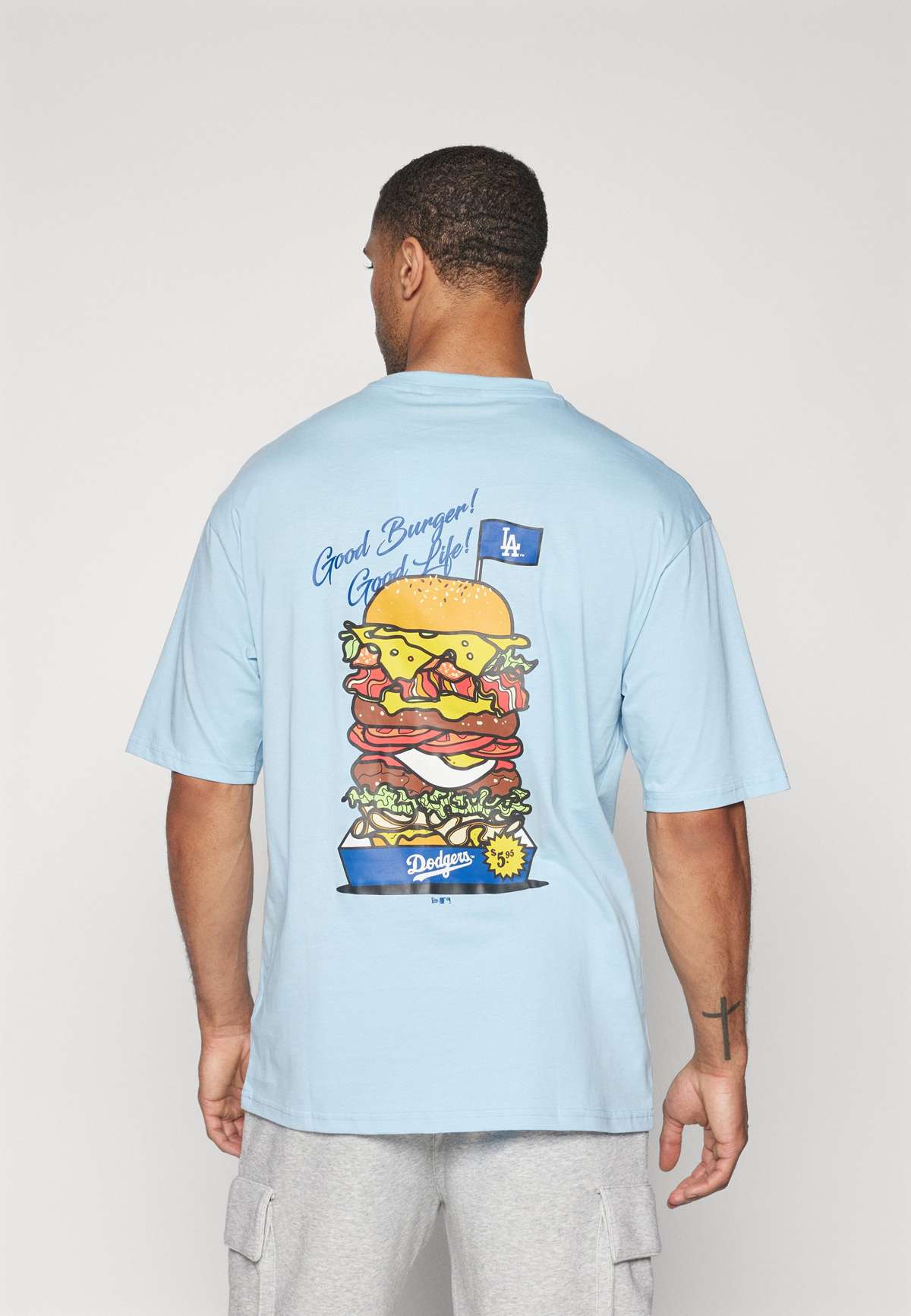 MLB LOS ANGELES DODGERS BURGER GRAPHIC TEE - Vereinsmannschaften