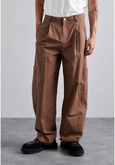 Брюки TROUSERS