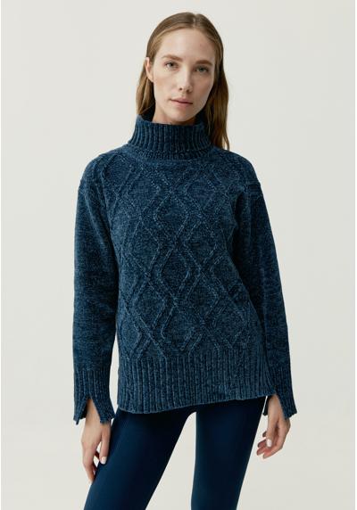 Пуловер LIA
