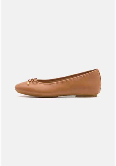 Балетки DELICATO BOW FLATS