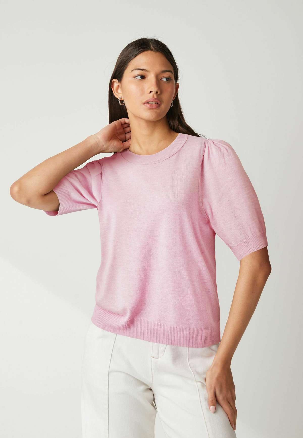 Футболка ROUND NECK SHORT SLEEVE