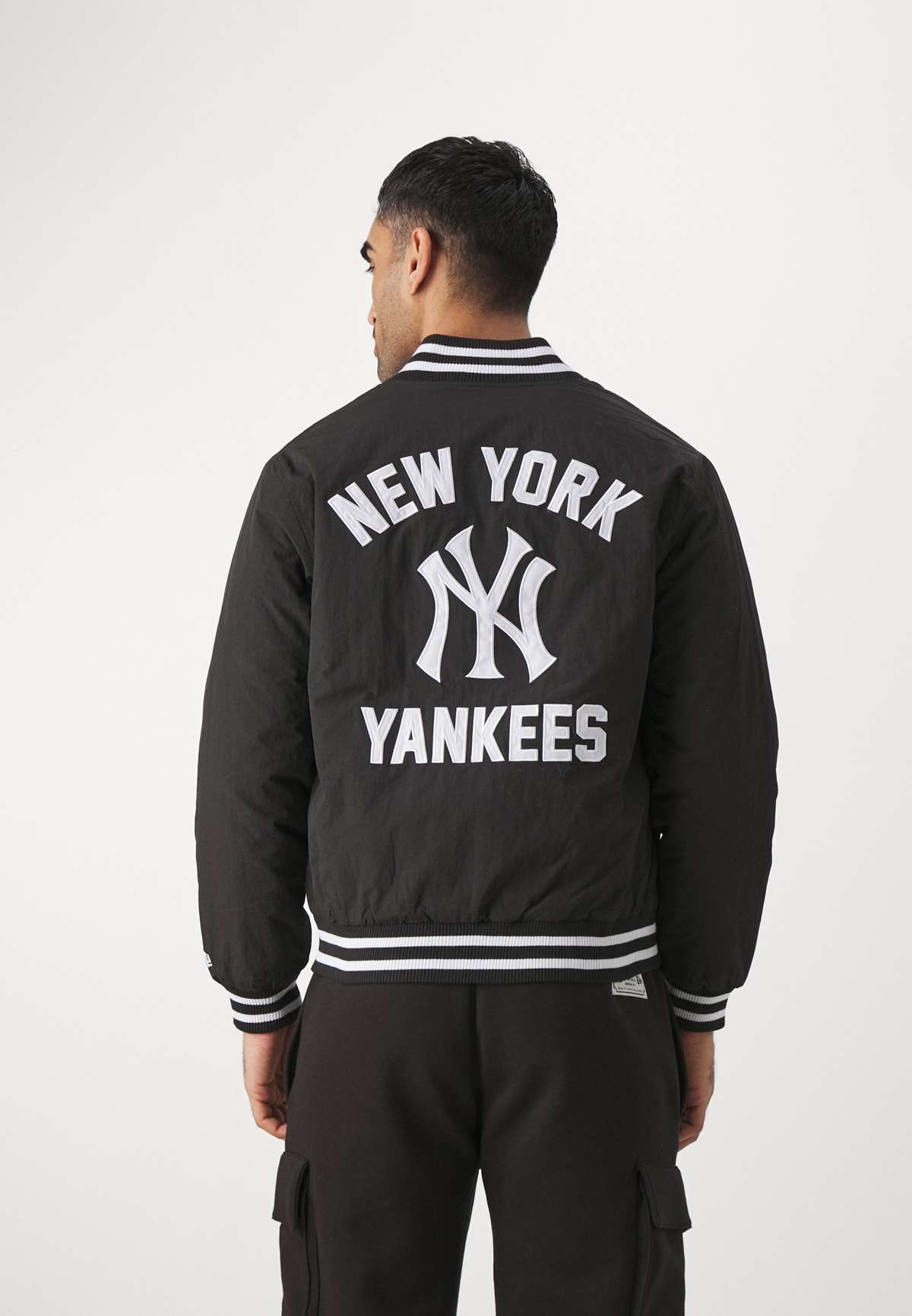 Спортивная куртка MLB NEW YORK YANKEES TEAM BOMBER JACKET