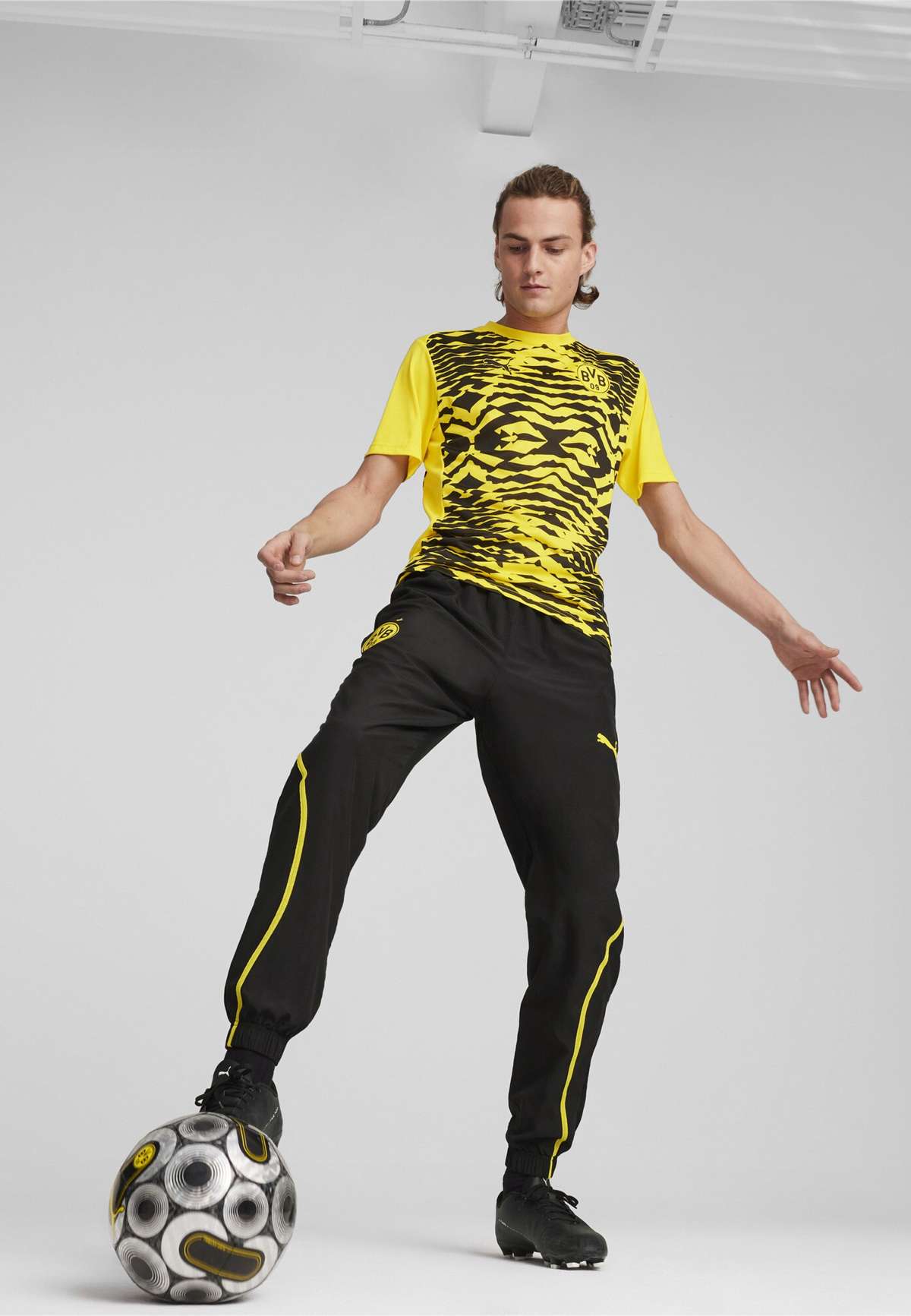 Леггинсы BVB BORUSSIA DORTMUND PREMATCH WOVEN PANT