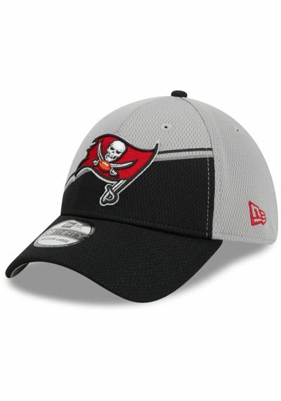 Кепка 39THIRTY SIDELINE 2023 TAMPA BAY BUCCANEERS