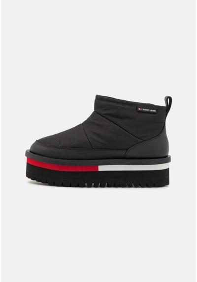 Ботинки FLATFORM