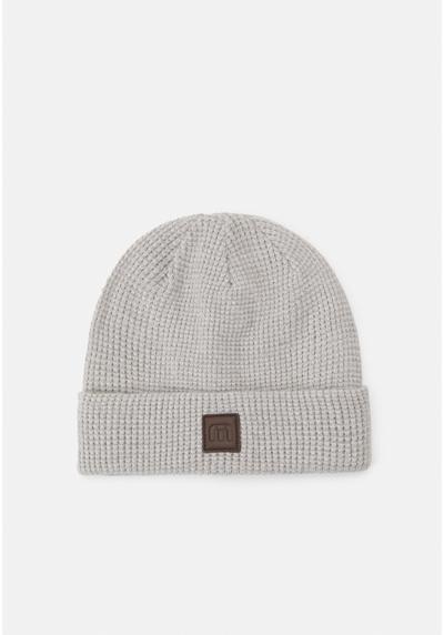 Шапка CLOUD WAFFLE BEANIE