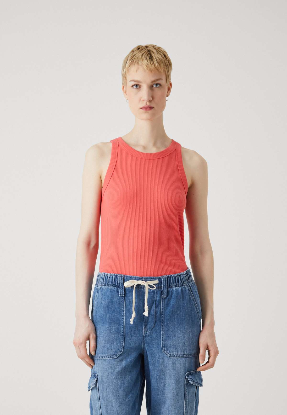 Топ HIGH NECK TANK