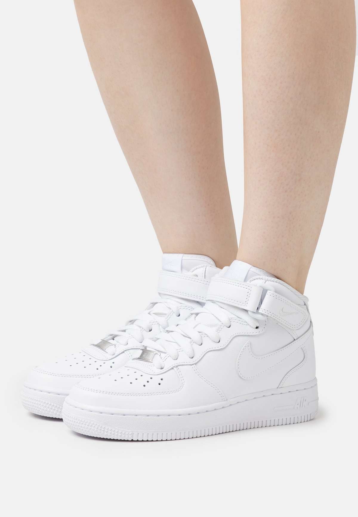 Сникеры AIR FORCE 1 07 MID