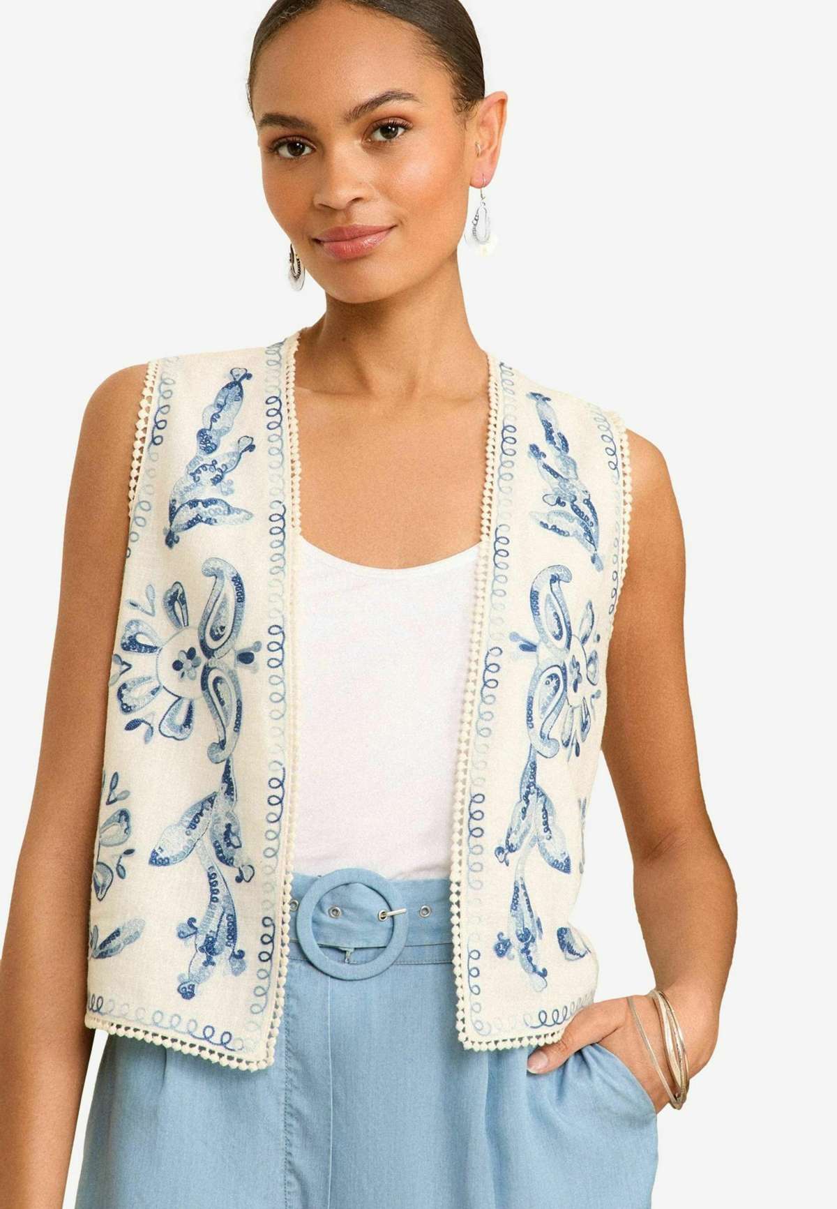 Жилет EMBROIDERED SLEEVELESS