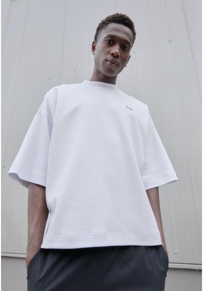 Футболка INTER NIKE TECH FLEECE SHORT SLEEVES TOP AWAY