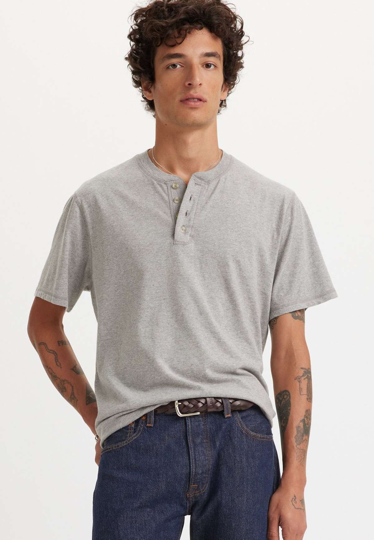 Футболка BUTTON HENLEY