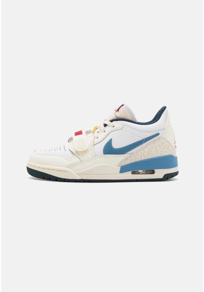 Кеды AIR JORDAN LEGACY 312