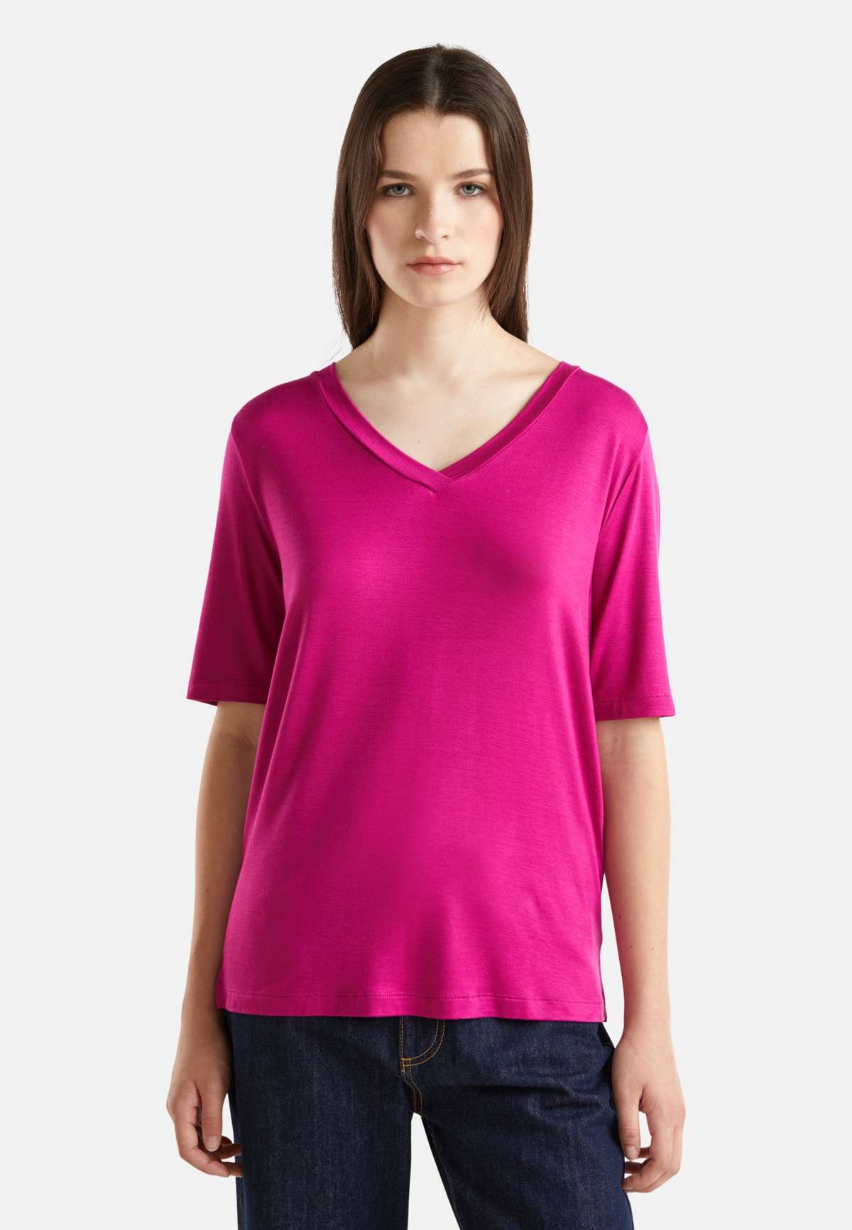 Футболка V-NECK IN STRETCH